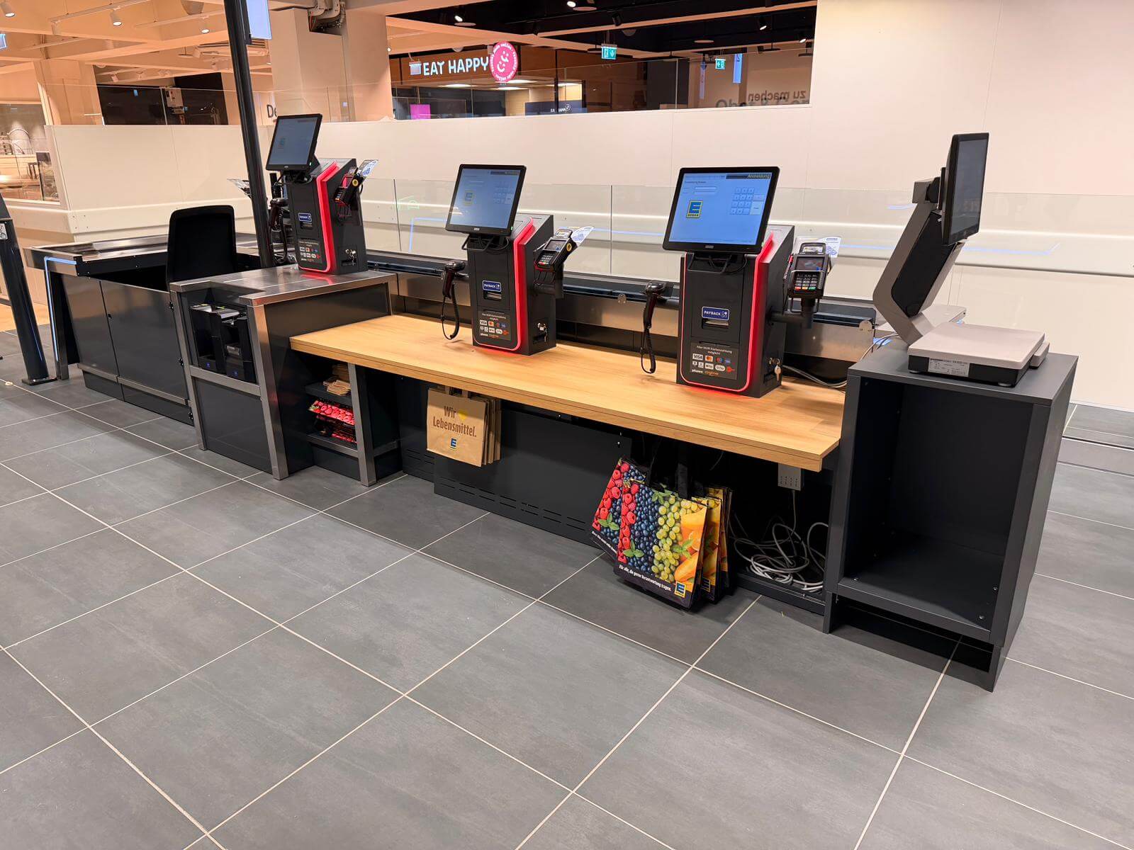 Checkouts & Kassameubels | Kompetent Merge Light